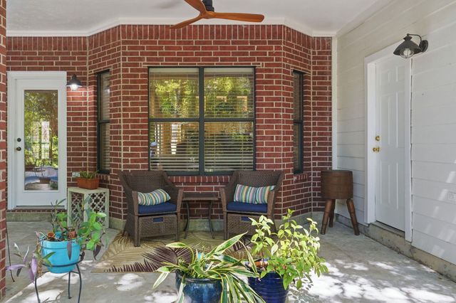 2312 Hollowbrook Lane, Conroe, TX 77384