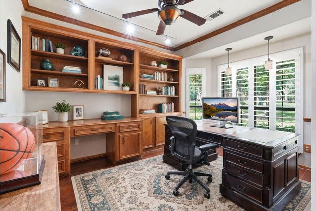 2312 Hollowbrook Lane, Conroe, TX 77384