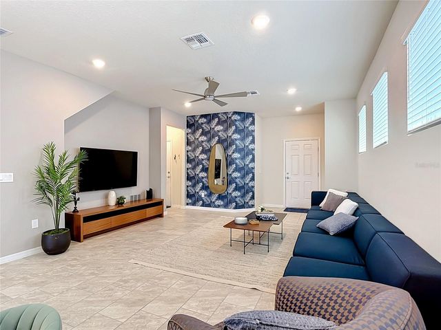 3859 LANA AVENUE, Davenport, FL 33897