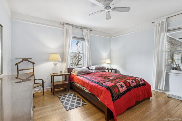 114 Lexington Avenue, Franklin Square, NY 11010