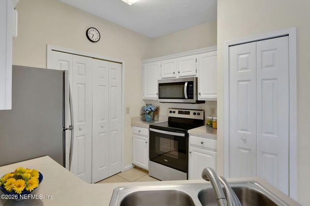 10000 GATE Parkway N 1412, Jacksonville, FL 32246