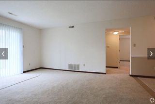 3710 SANTIAGO DR E, Columbia, MO 65203