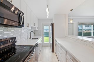2110 NE 42nd Street 2b, Lighthouse Point, FL 33064
