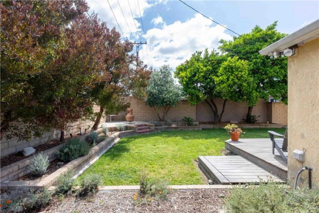 5401 E Canton, Long Beach, CA 90815
