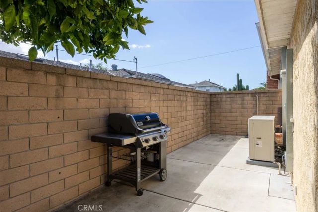 5401 E Canton, Long Beach, CA 90815