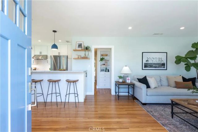 5401 E Canton, Long Beach, CA 90815