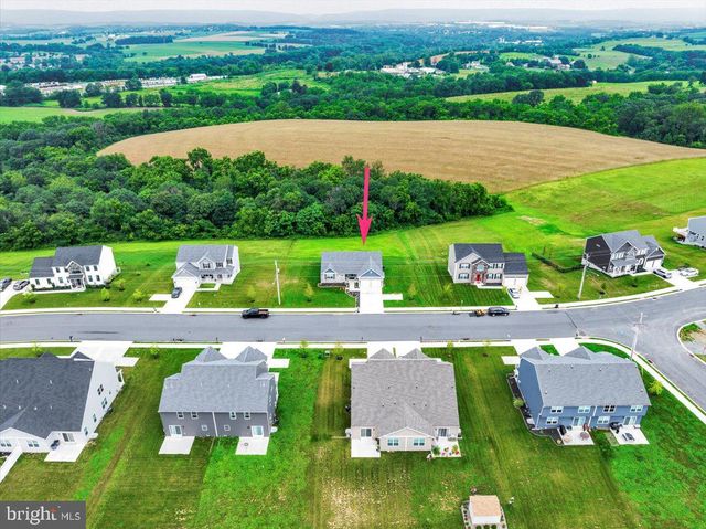 203 IDA RED DR, Leesport, PA 19533