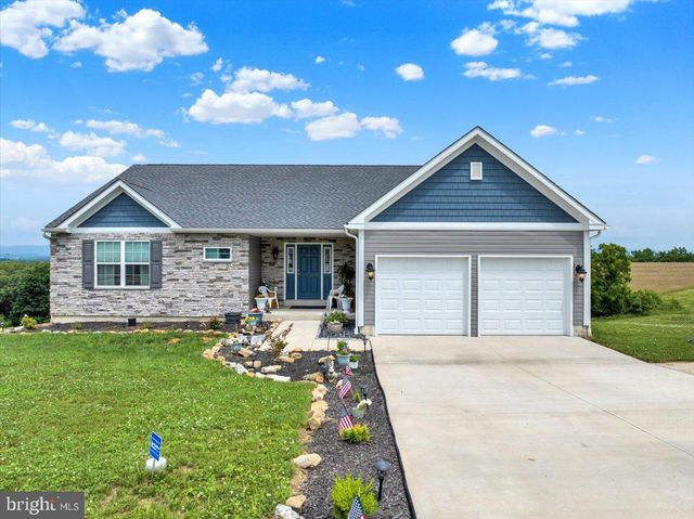 203 IDA RED DR, Leesport, PA 19533