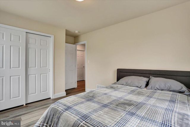 203 IDA RED DR, Leesport, PA 19533