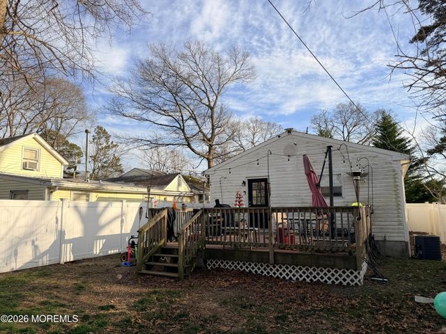 107 Morris Boulevard, Toms River, NJ 08753