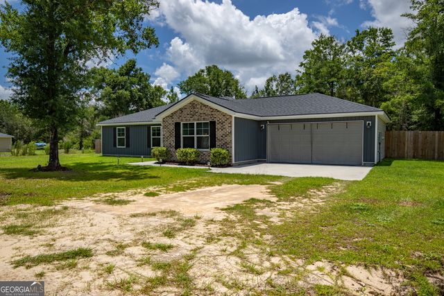 449 Linden Drive, Jesup, GA 31545