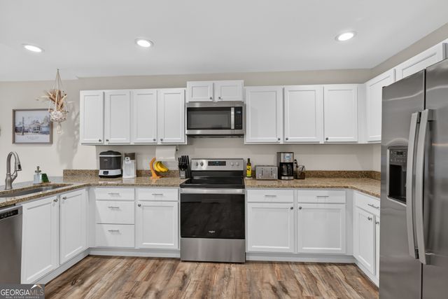 449 Linden Drive, Jesup, GA 31545