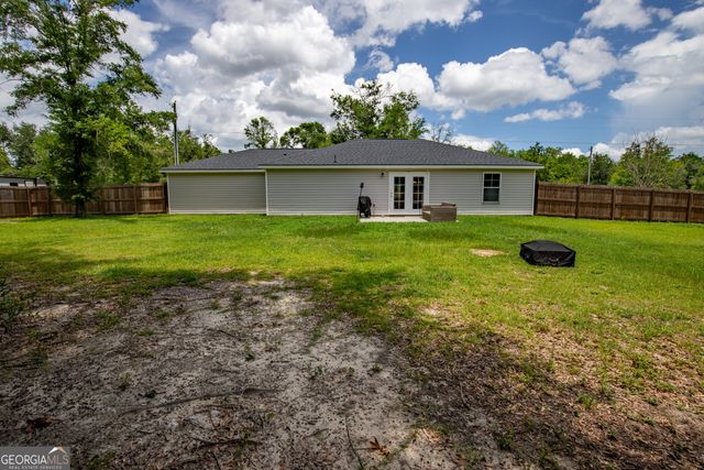 449 Linden Drive, Jesup, GA 31545