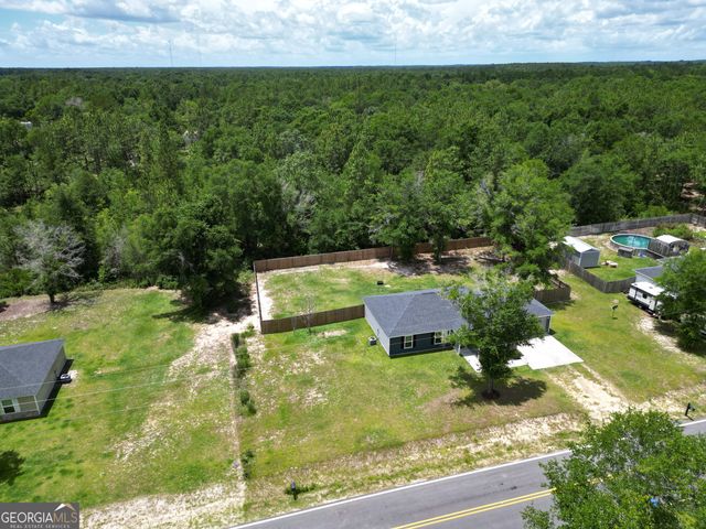 449 Linden Drive, Jesup, GA 31545