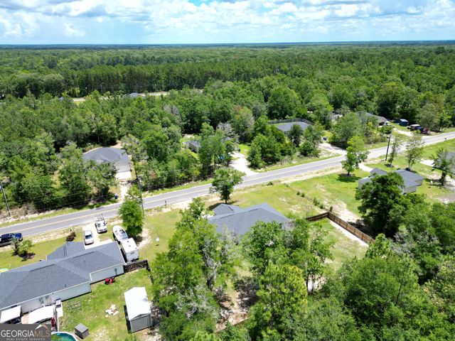 449 Linden Drive, Jesup, GA 31545