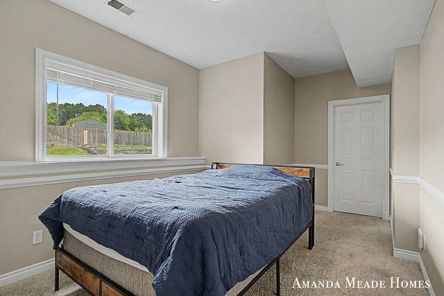 5771 Jamail, Belmont, MI 49306