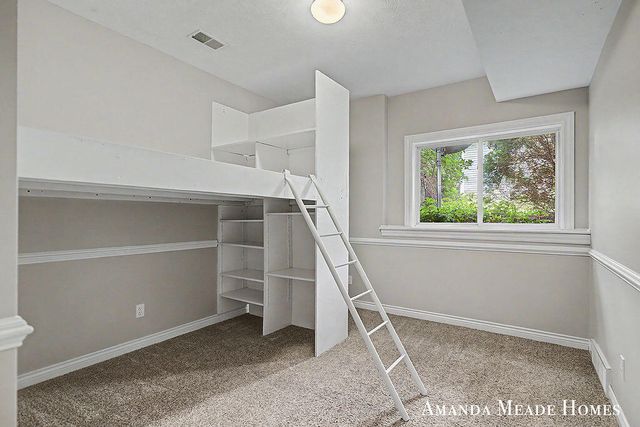5771 Jamail, Belmont, MI 49306