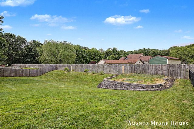 5771 Jamail, Belmont, MI 49306
