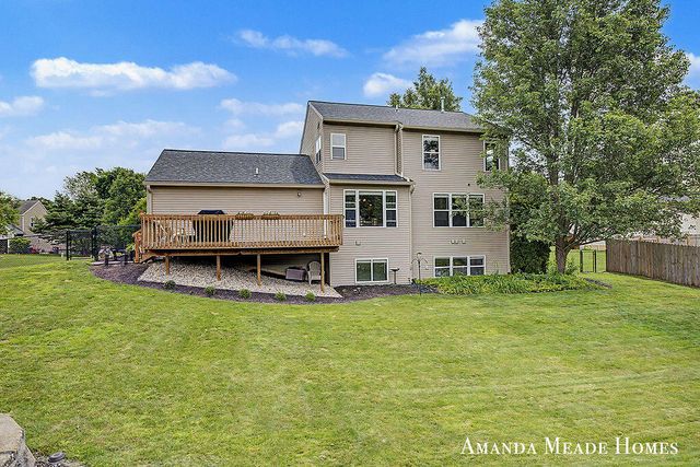 5771 Jamail, Belmont, MI 49306