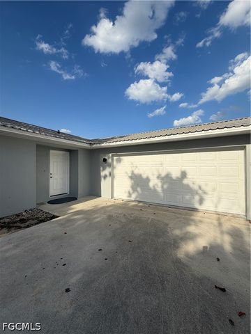 1403 SE 11th ST, Cape Coral, FL 33990