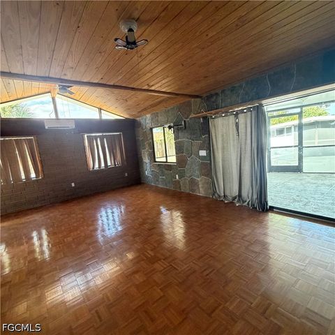 1403 SE 11th ST, Cape Coral, FL 33990