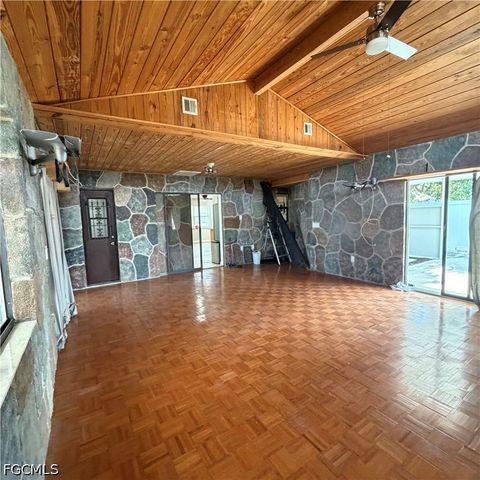 1403 SE 11th ST, Cape Coral, FL 33990