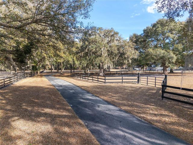 12 CARRY BACK ROAD, Ocala, FL 34482