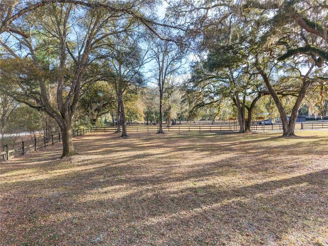 12 CARRY BACK ROAD, Ocala, FL 34482