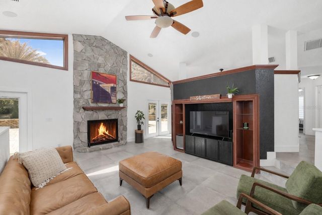 12 CARRY BACK ROAD, Ocala, FL 34482