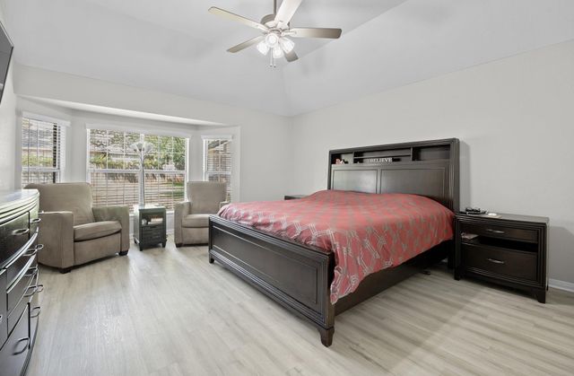 30112 Spyglass CIR, Georgetown, TX 78628