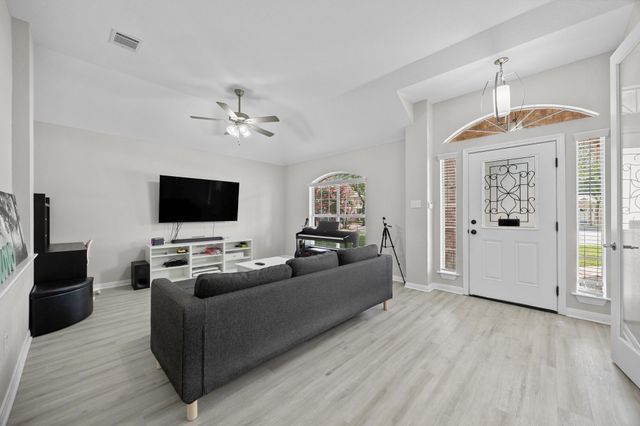 30112 Spyglass CIR, Georgetown, TX 78628