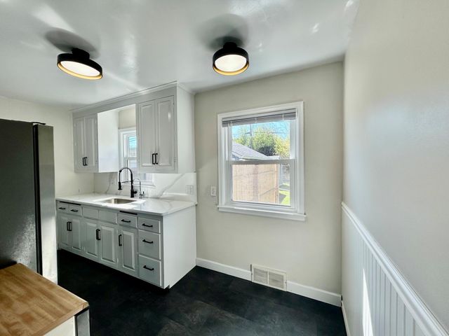 2620 Kentucky Avenue S, Saint Louis Park, MN 55426