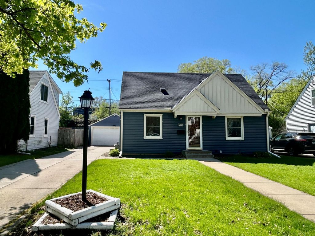2620 Kentucky Avenue S, Saint Louis Park, MN 55426