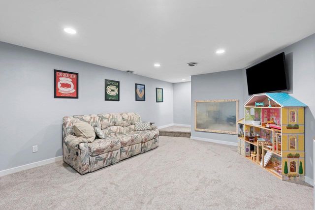 3089 FERNDALE DRIVE, Green Bay, WI 54313