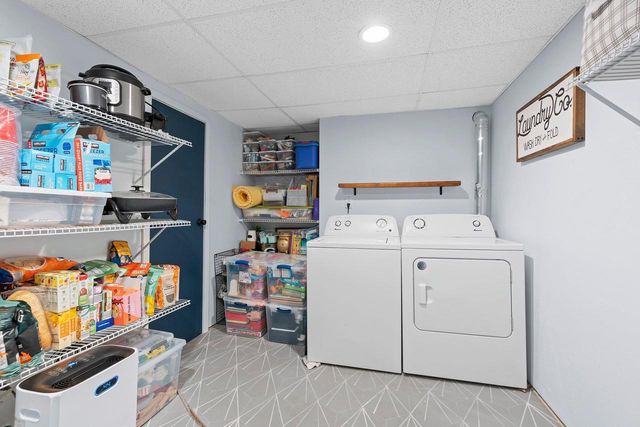 3089 FERNDALE DRIVE, Green Bay, WI 54313