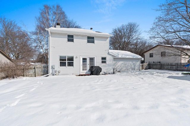 3089 FERNDALE DRIVE, Green Bay, WI 54313