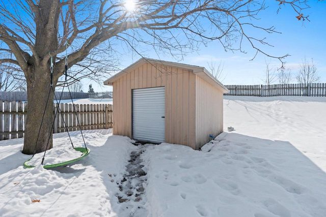 3089 FERNDALE DRIVE, Green Bay, WI 54313