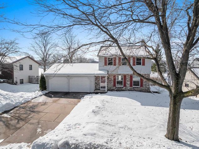 3089 FERNDALE DRIVE, Green Bay, WI 54313