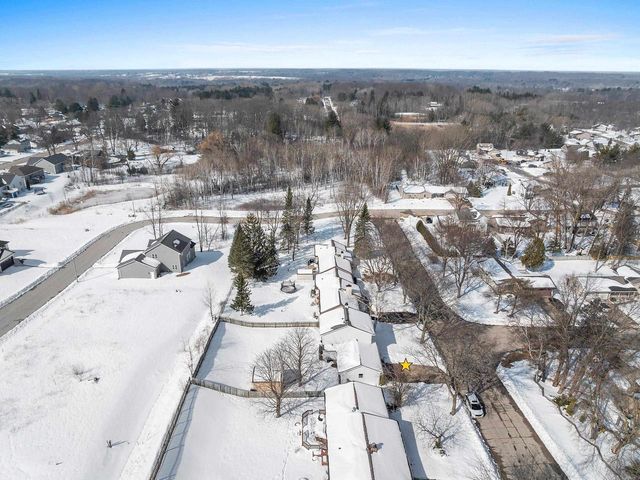 3089 FERNDALE DRIVE, Green Bay, WI 54313