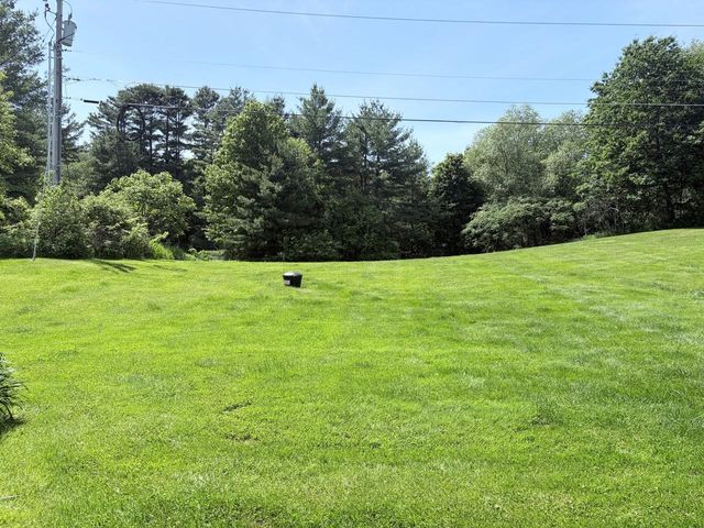 66 Chapin Rd Apt 2, Essex, VT 05452