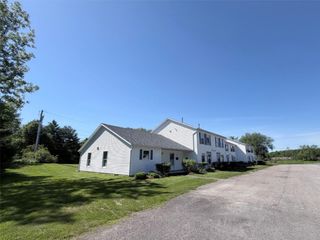 66 Chapin Rd Apt 2, Essex, VT 05452