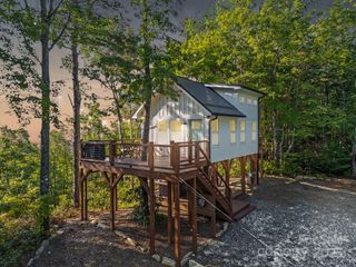 800 Old Cherryfield Road, Rosman, NC 28772