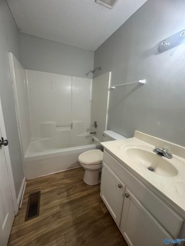 3201 Delia Lane, Huntsville, AL 35810