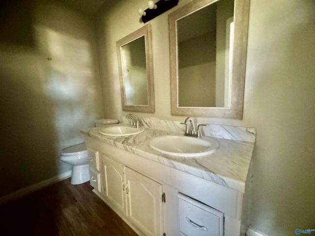 3201 Delia Lane, Huntsville, AL 35810