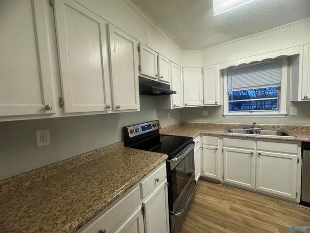 3201 Delia Lane, Huntsville, AL 35810