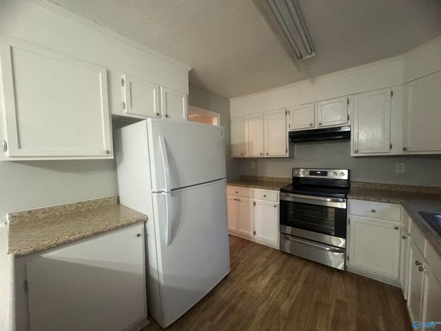 3201 Delia Lane, Huntsville, AL 35810