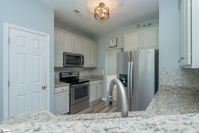 136 Bellemere Place, Piedmont, SC 29673