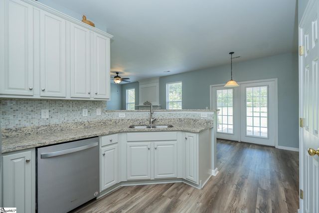 136 Bellemere Place, Piedmont, SC 29673