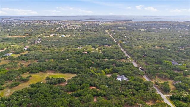 1402 W Johnson Ave, Aransas Pass, TX 78336