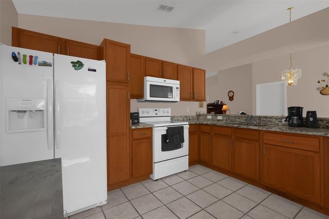 2927 COOL BREEZE CIRCLE, St Cloud, FL 34769